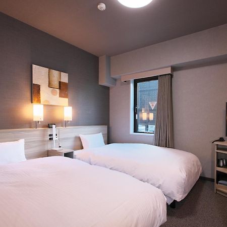 Hotel Route-Inn Toyama Ekimae Extérieur photo