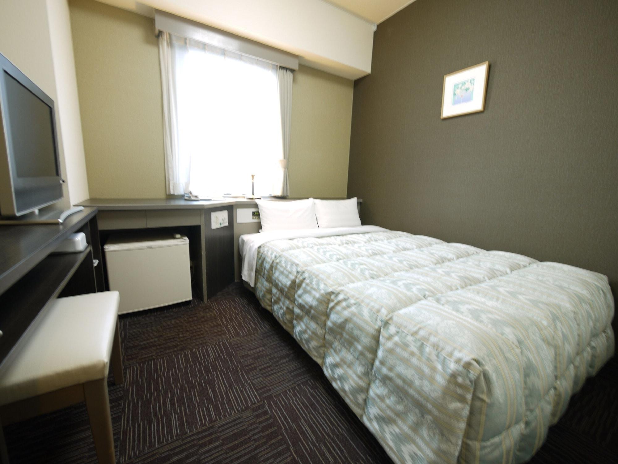 Hotel Route-Inn Toyama Ekimae Extérieur photo